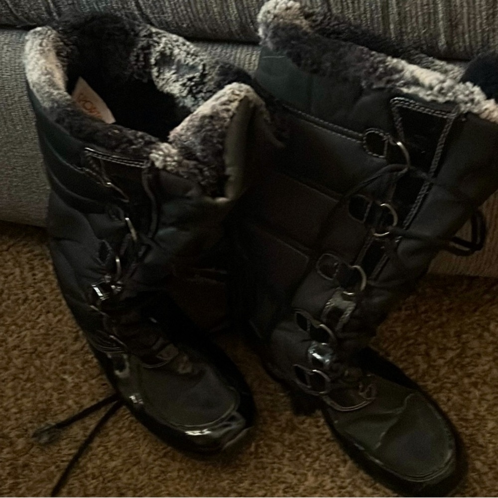 Lace up Sporto laddies size 9 boots